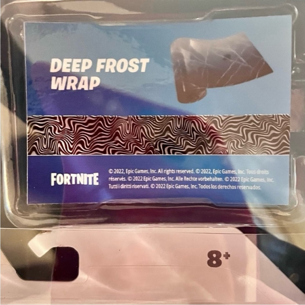 🆕- Fortnite Party Pack 5 Figures Bonus Virtual Items Included! Brand New in Box. - Picture 11 of 12